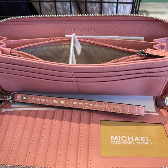 Michael Kors Large Jet Set Travel Continental Wristlet Phone Holder Case Wallet - Picture 3 of 16